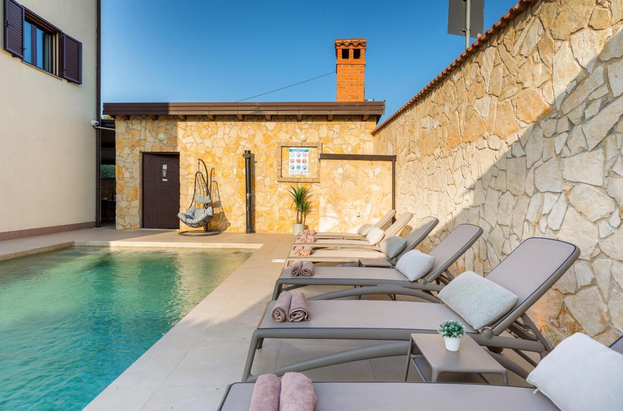 Villa Miromar App Pula Exteriör bild