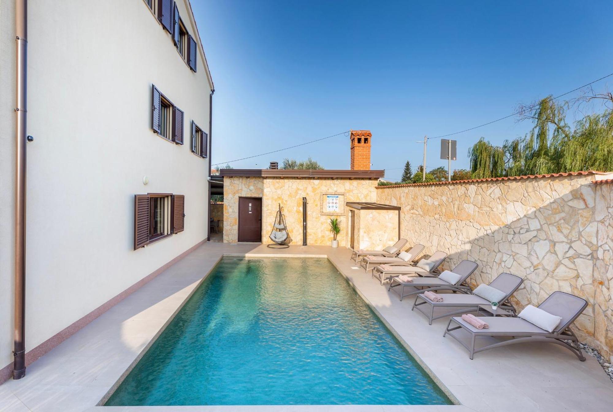Villa Miromar App Pula Exteriör bild